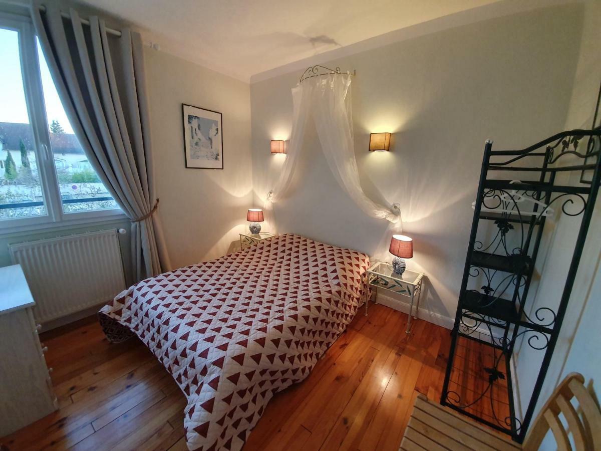 Domaine Des Catalpas Hotel Суяк Екстериор снимка